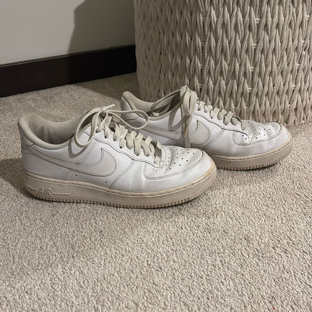 Nike Women's White Athletic Shoes